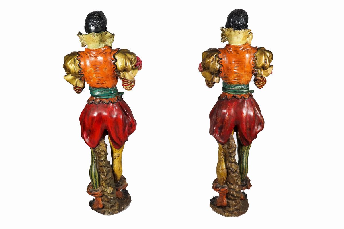 "Moretti Veneziani" coppia di sculture in terracotta smaltata, patinata e policromata