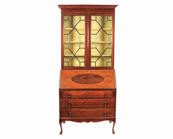 English Edwardian trumeau in mahogany with thread inlays