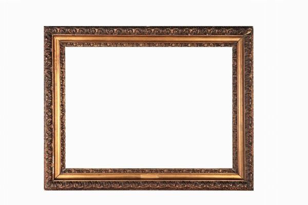French frame in gilded and carved wood