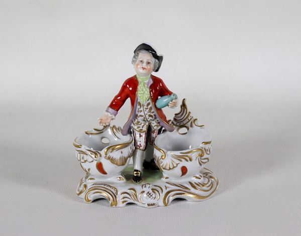 Antique salt cellar in polychrome French porcelain, with a figurine of "Young gentleman"