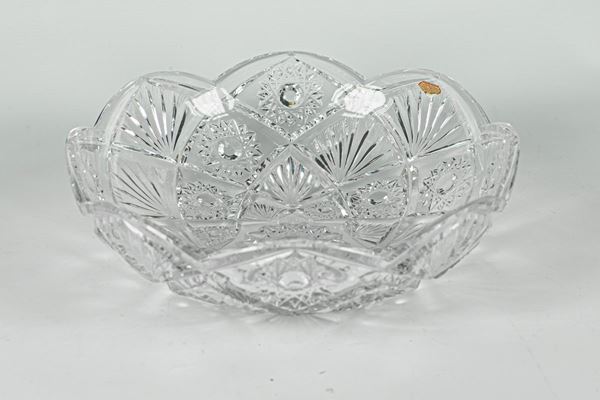 Round fruit bowl in Bohemian crystal