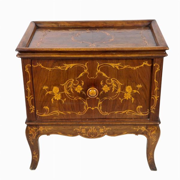 Lombard bedside table in walnut with boxwood inlays with volutes and floral weaves, a central door and four curved legs