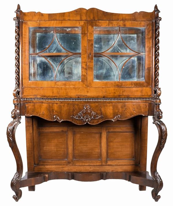 Antique Sicilian Louis Philippe showcase in walnut
