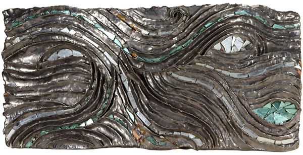 Pagliari Ulisse (scultore attivo a Milano Met&#224; XX Secolo) - Signed and dated 1976. "Waves", abstract sculpture in corrugated and silvered ceramic with glass fragments