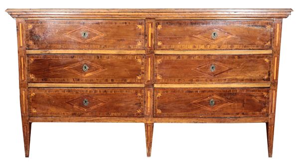 Antique large Neapolitan Louis XVI chest of drawers, in walnut, olive and satin wood with rhombus inlays and rosettes