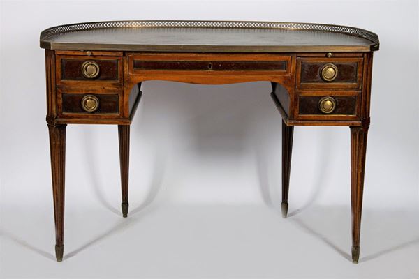 French desk of Louis XVI line in mahogany