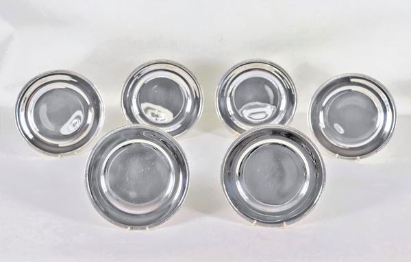 Lot of six round silver saucers with chiseled edges with Empire motifs, gr. 1120