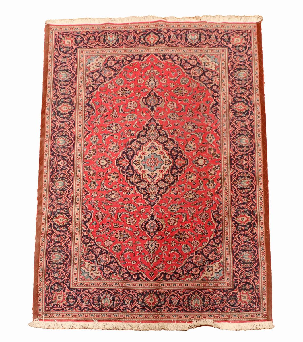 Tappeto persiano Kashan a disegni geometrici e floreali su fondo rosso e blu, M. 2,90 x 1,95