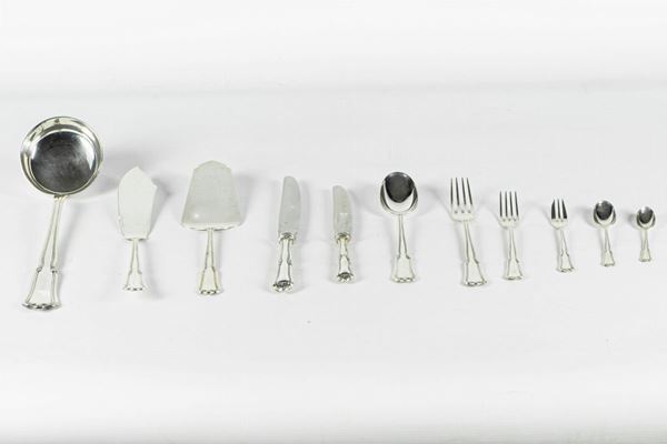 Silver cutlery set