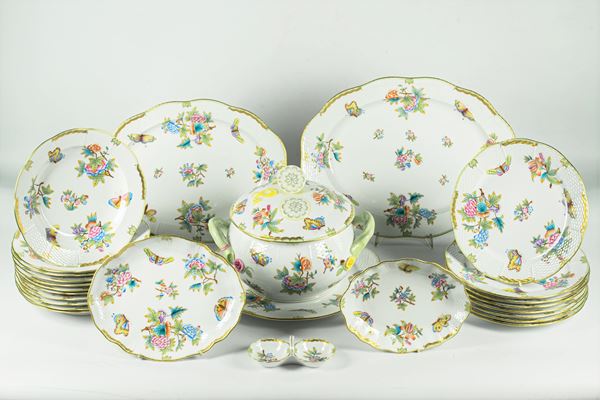 Herend porcelain plate service