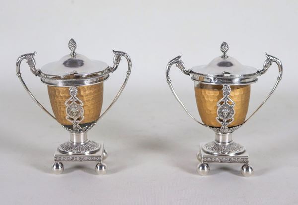 Pair of antique small silver Empire gravy boats, chiseled with neoclassical motifs, gr. 310