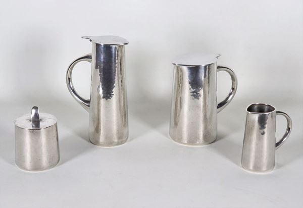 Decò coffee service in silver. Signed Arrigo Finzi (1890-1973) Silversmith and Milanese Designer (4 pcs), gr. 1460