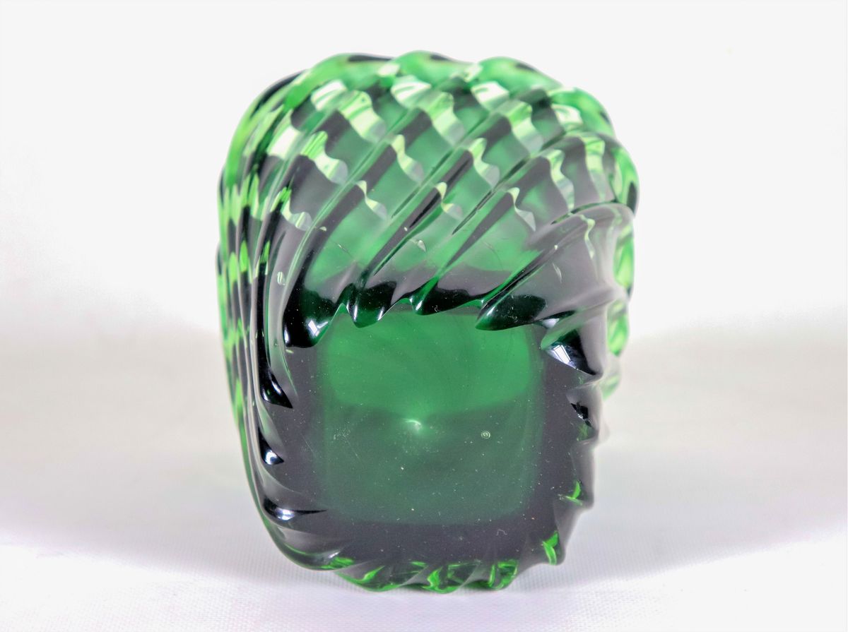 Vaso in vetro di Murano verde con lavorazione ad intrecci e colature nere