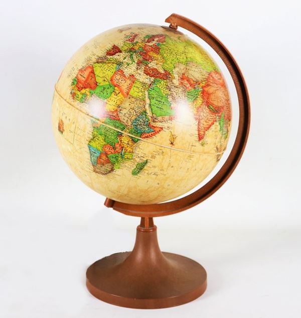 Table globe with lighting