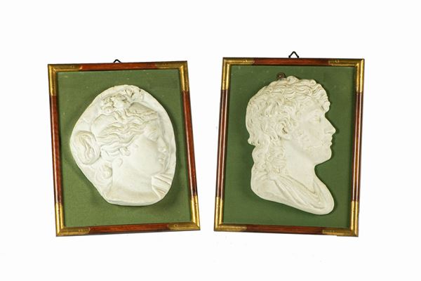 Coppia di Medaglioni in gesso &quot;Gioacchino Murat e Carolina Bonaparte&quot;