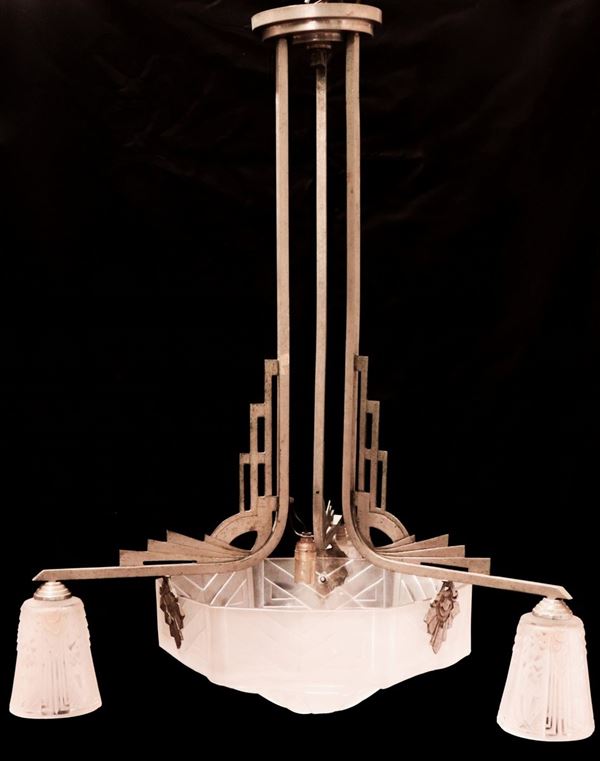 French Decò chandelier in satin crystal and metal, 4 lights