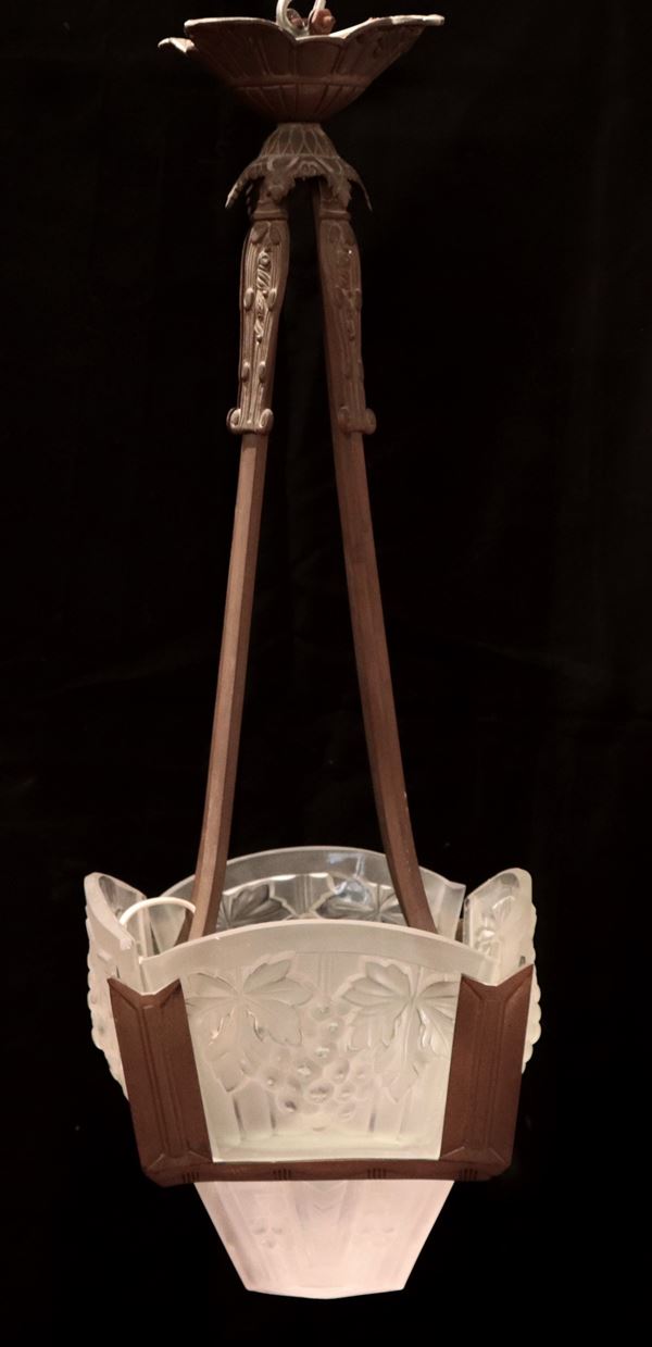 Lampadario francese Decò in cristallo satinato e metallo, 1 luce