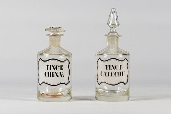 Pair of Glass Pharmacy Bottles  - Auction Antique paintings, furniture, furnishings and art objects. - Gelardini Aste Casa d'Aste Roma