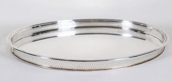 Oval tray in silver with perforated railing, gr. 1860