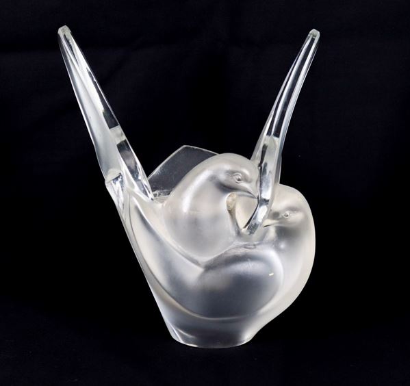 "Sylvie" vase in French Lalique crystal