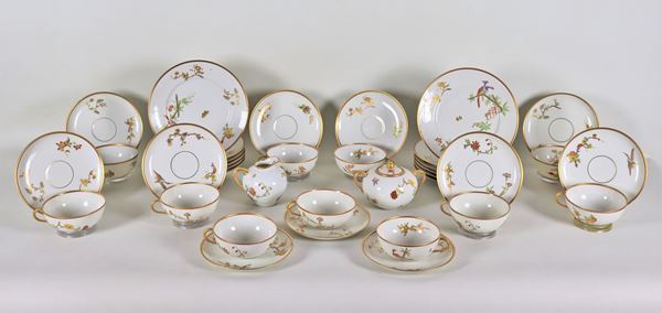 Servizio da tè e dolce in porcellana Richard Ginori, con decorazioni variopinte a motivi di fiori e uccelli (25 pz)