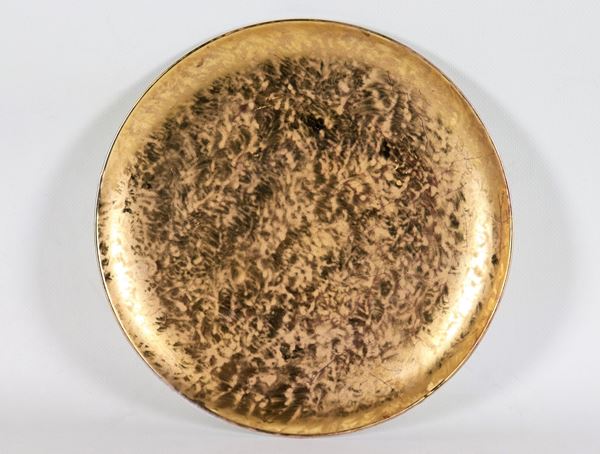 Wall plate "Grande antico" in porcelain with a gilded background in pure gold