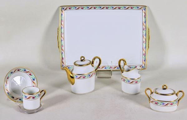 Servizio Egoiste da caffè in porcellana bianca e oro Richard Ginori, con decorazioni a fasce policrome a motivi di intrecci floreali (5 pz)