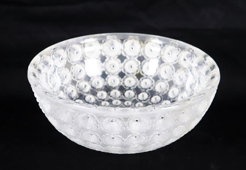 Bowl "Nemours" in cristallo Lalique