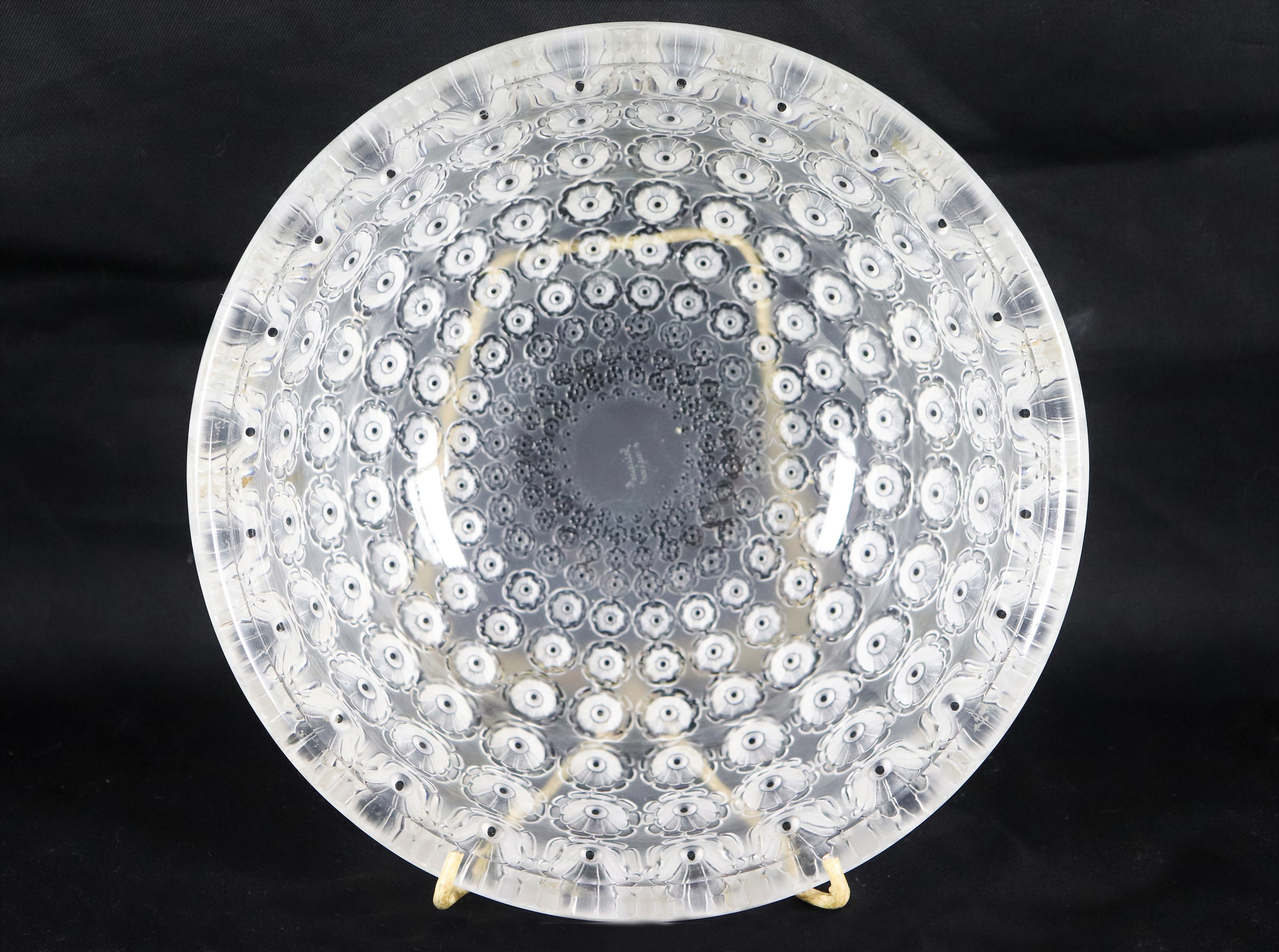 Bowl "Nemours" in cristallo Lalique