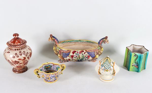 Lot in Italian majolica with various decorations and polychromies (5 pcs)