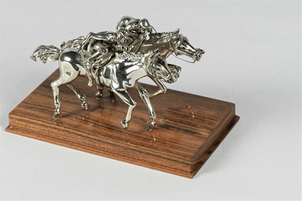 Silver group &quot;Jockeys with racing horses&quot;  - Auction Online Timed Auction - Gelardini Aste Casa d'Aste Roma