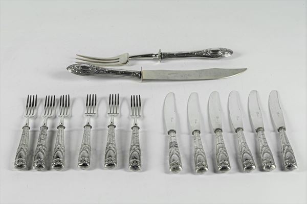 Lot of cutlery with chiseled silver handles  - Auction Antique paintings, furniture, furnishings and art objects. - Gelardini Aste Casa d'Aste Roma