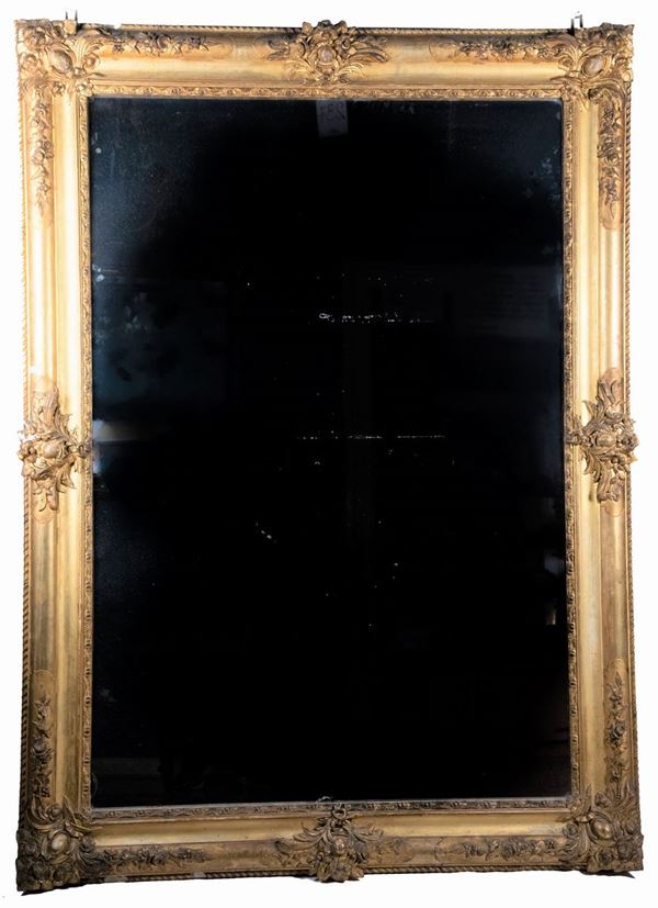 Specchiera in legno dorato