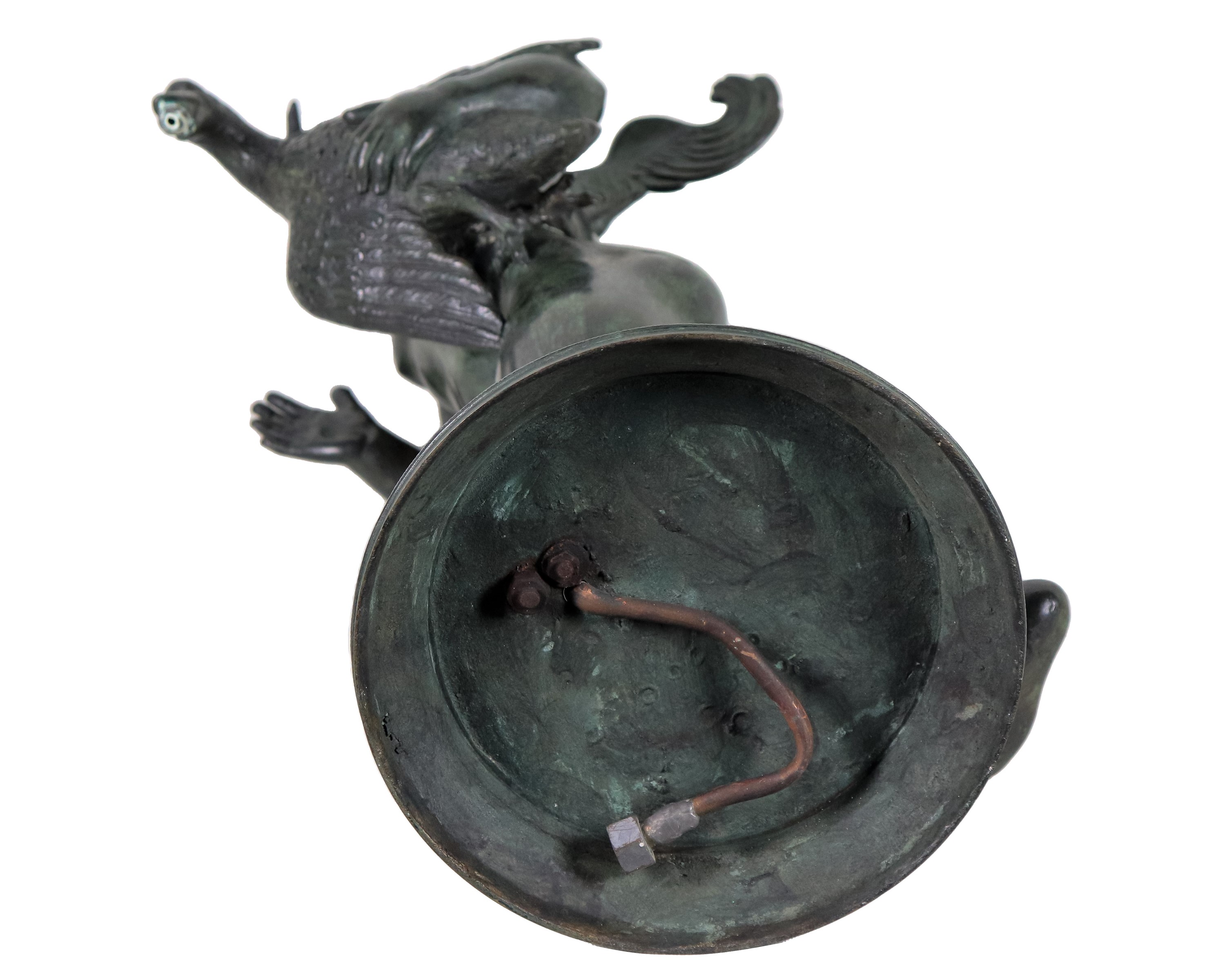 "Putto alato con cigno", scultura neoclassica in bronzo patinato