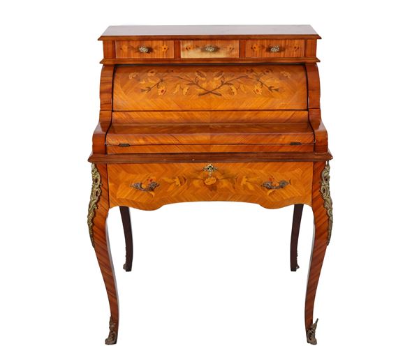 Scrittoio a rullo francese in bois de rose ed ebano viola, con intarsi a motivi di intrecci floreali