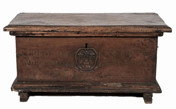 Small chest of Louis XIV line in walnut