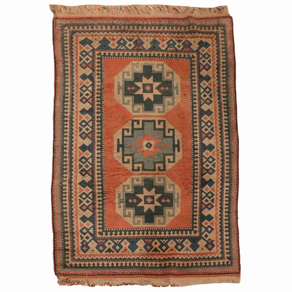 Tappeto Baluchi a disegni geometrici su fondo ocra, blu e avana, M. 2,10 x 1,35