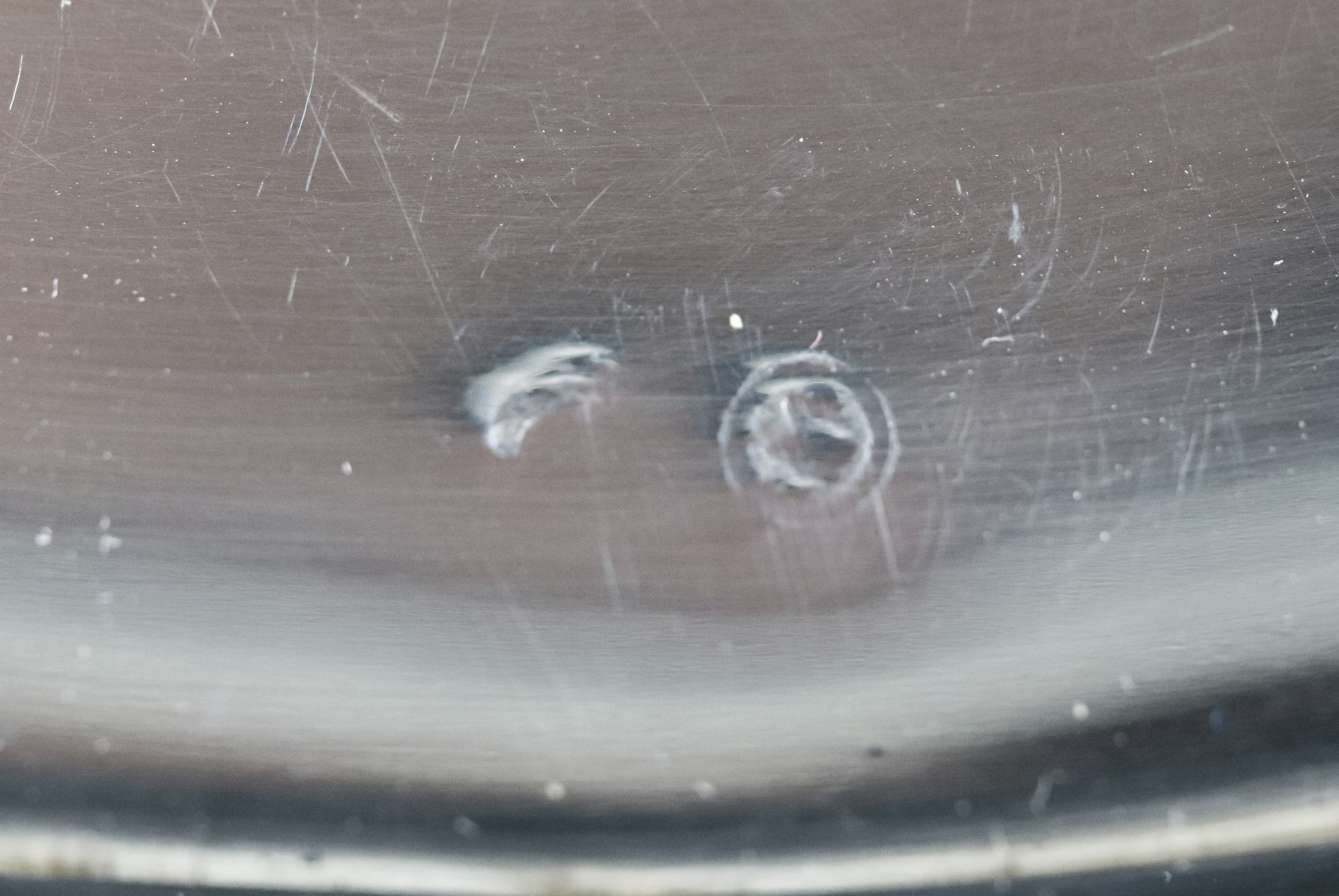 Vassoio ovale in argento con ringhierina cesellata e traforata, gr. 1440