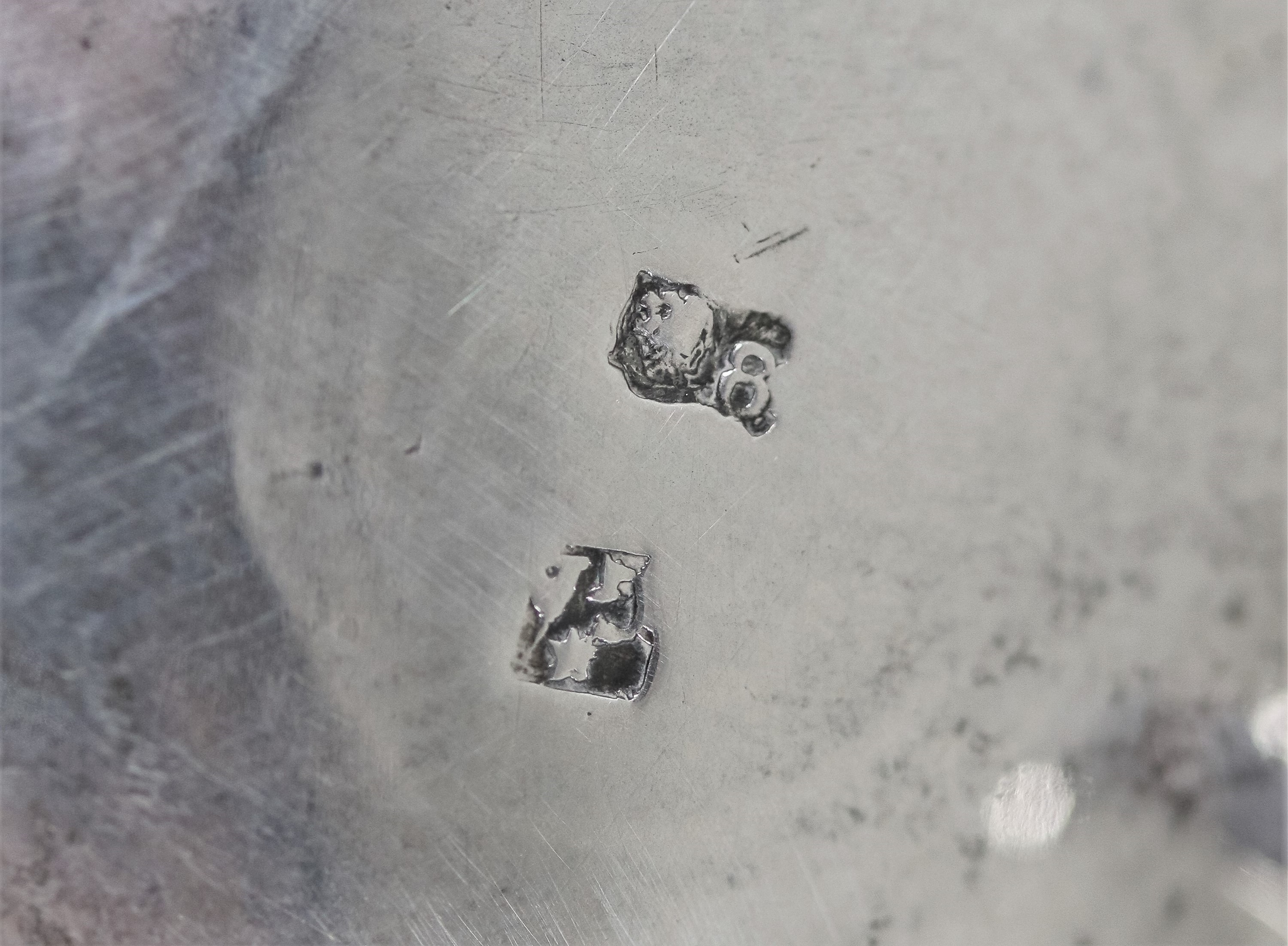 Coppia di doppie salierine in argento Periodo Ferdinando II, con manici a forma di teste di leoni...