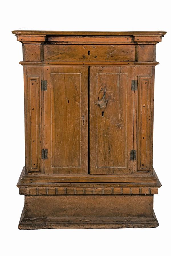 Umbrian sideboard Louis XIV
