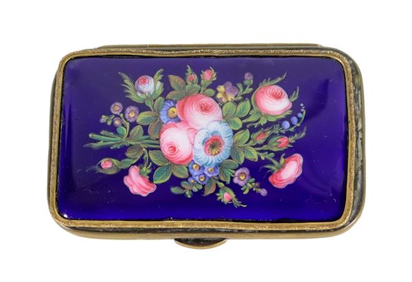 Ancient Russian purse in gilded metal, covered in polychrome enamels with motifs of bunches of roses on a blue background