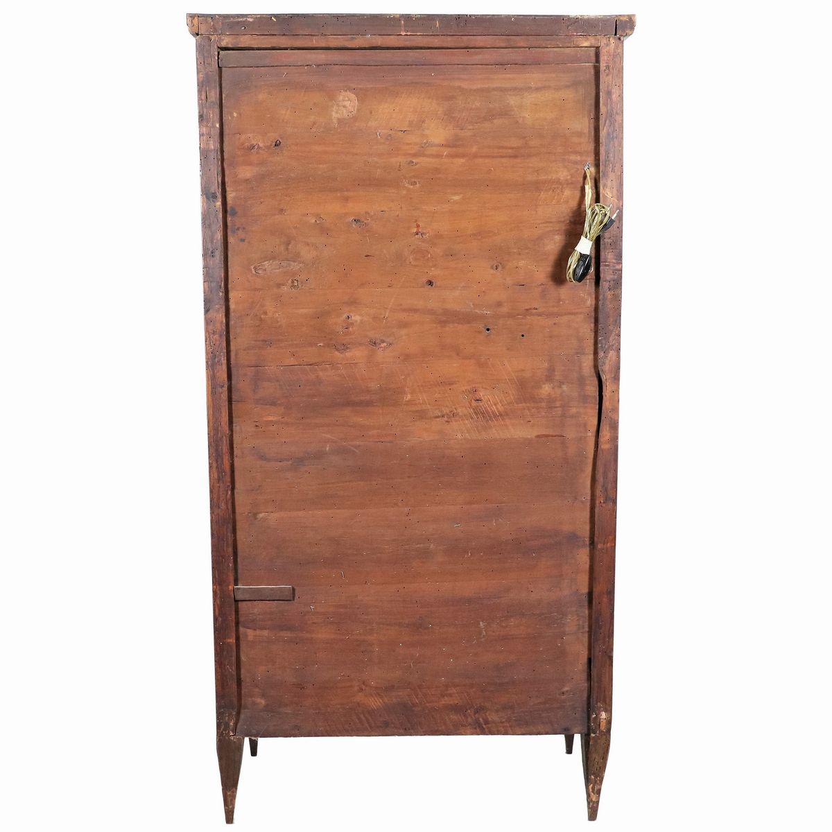 Secretaire lombardo di linea Luigi XVI in noce, con intarsi a filettature geometriche, intrecci f...