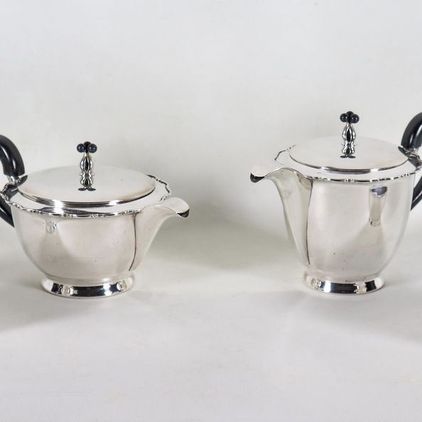 Embossed silver tea and coffee service with ebonized wooden handles, D. Iviani silversmith - Trieste (4 pcs), gr. 1670