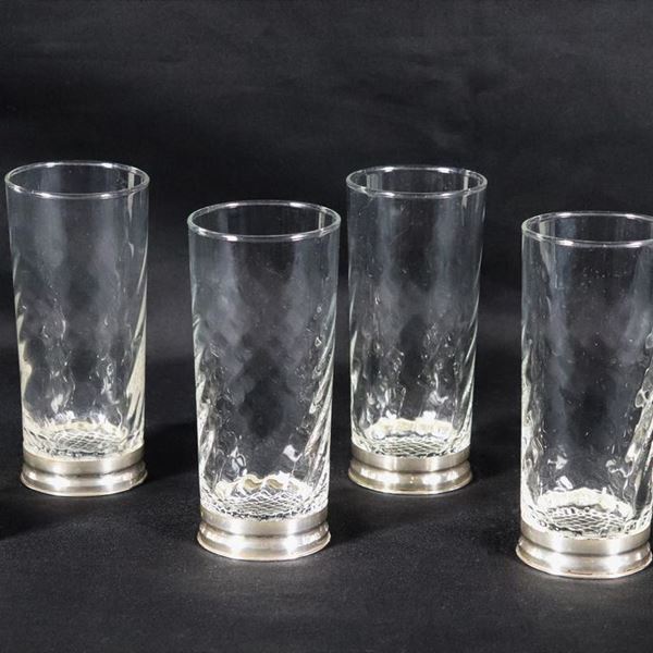 Lot of six tall tumbler glasses in diamond patterned crystal with silver band bases