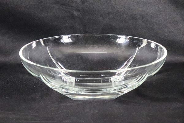 Round fruit bowl in pure worked crystal