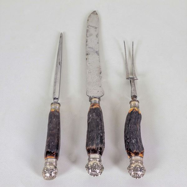 Lot of three antique cutlery for roast, with horn and silver handles
