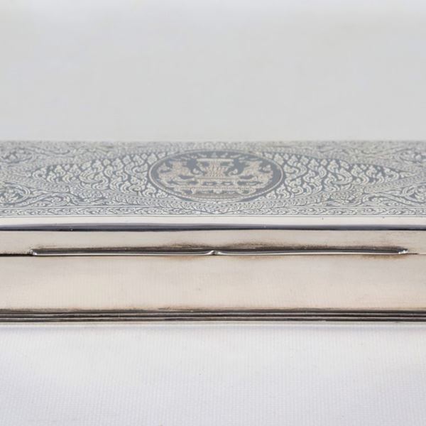 Thai box in silver and burr walnut with lid engraved with oriental motifs