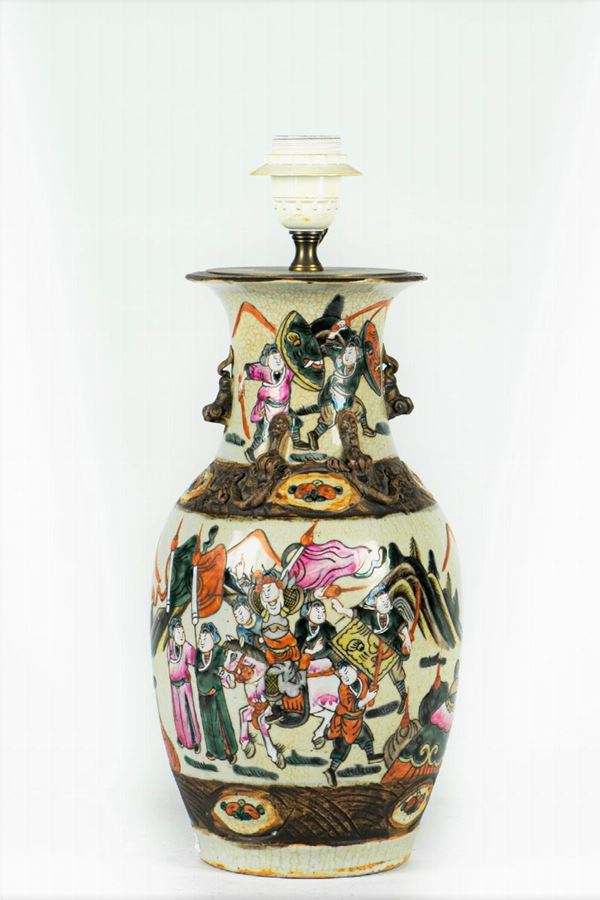 Potiche in porcelain