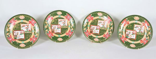 Lot of four wall plates in English Irostone China porcelain, entirely decorated and colorful with chinoiserie