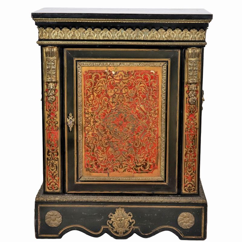 Credenza francese a uno sportello Epoca Napoleone III (1852-1870), in legno ebanizzato e intarsi ...